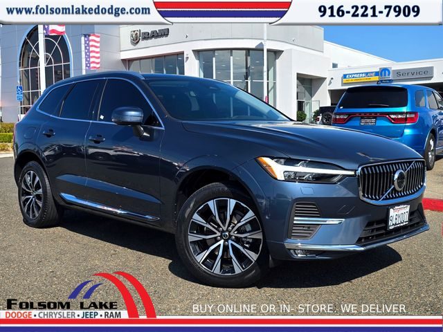 2023 Volvo XC60 Plus Bright Theme AWD photo