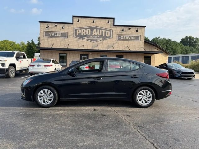 2020 Hyundai Elantra SE FWD photo