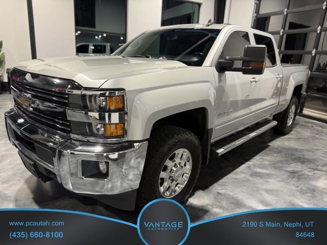 2015 Chevrolet Silverado 3500HD LT 4WD photo