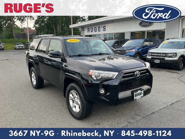 2023 Toyota 4Runner SR5 Premium 4WD photo