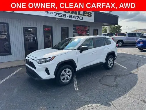 2023 Toyota RAV4 LE AWD photo
