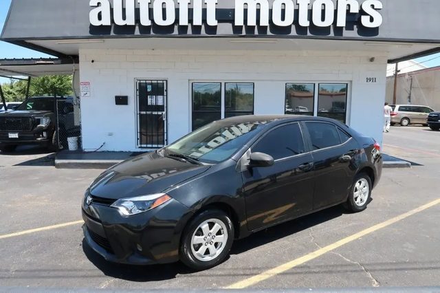 2015 Toyota Corolla LE FWD photo
