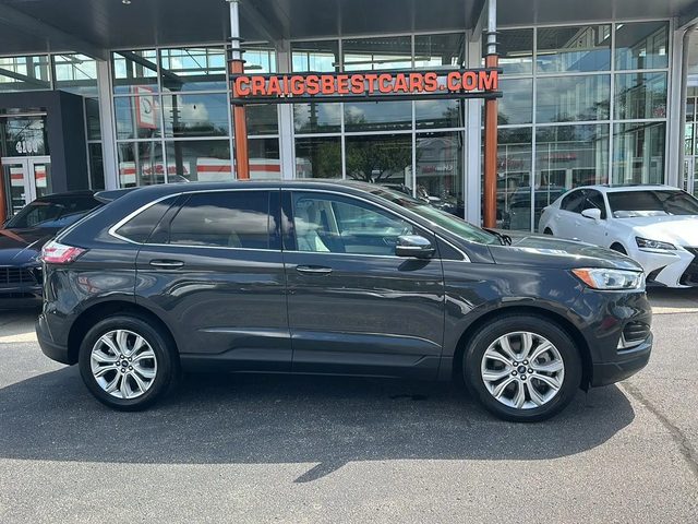 2021 Ford Edge Titanium FWD photo