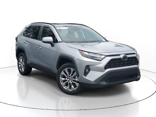 2023 Toyota RAV4 XLE Premium AWD photo