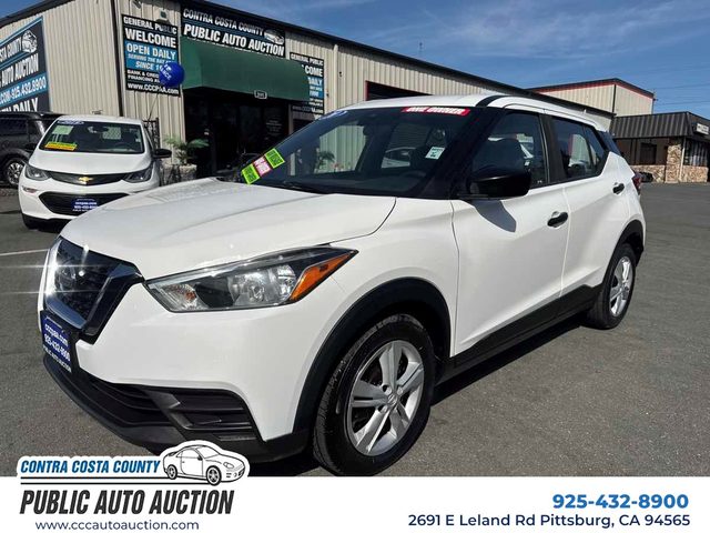 2020 Nissan Kicks S FWD photo