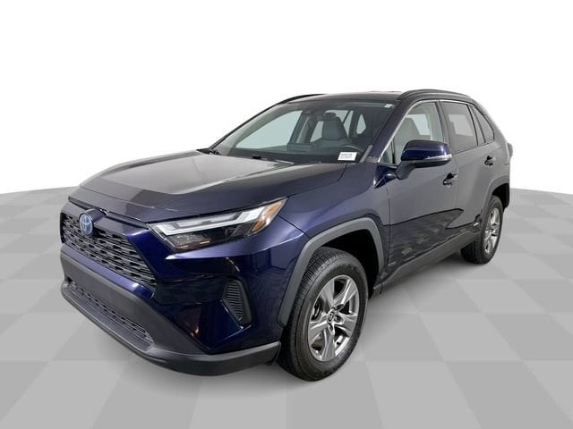 2023 Toyota RAV4 Hybrid XLE AWD photo