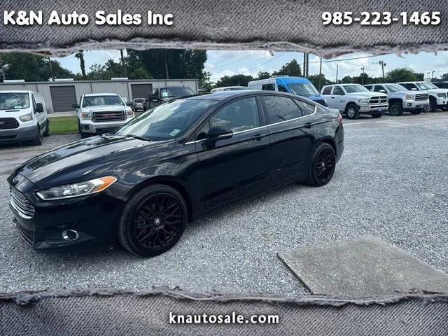 2016 Ford Fusion SE FWD photo