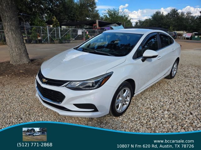 2017 Chevrolet Cruze LT FWD photo