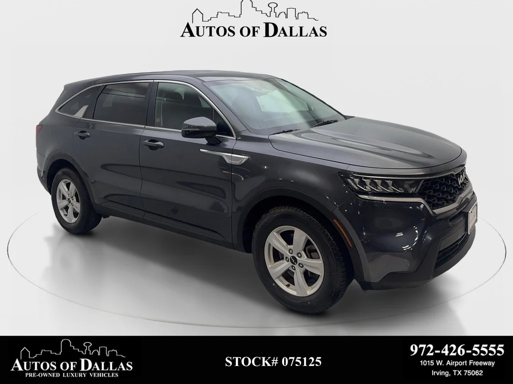 2022 Kia Sorento LX FWD photo