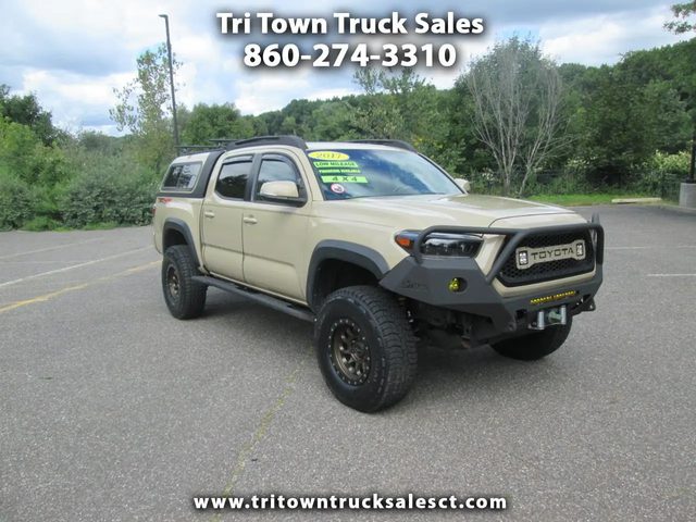 2017 Toyota Tacoma TRD Off Road 4WD photo