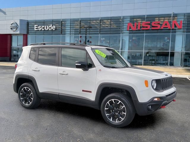 2023 Jeep Renegade Trailhawk 4WD photo