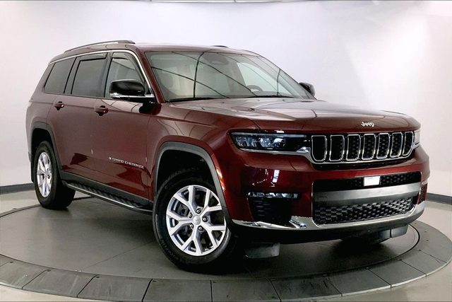 2022 Jeep Grand Cherokee L Limited 4WD photo
