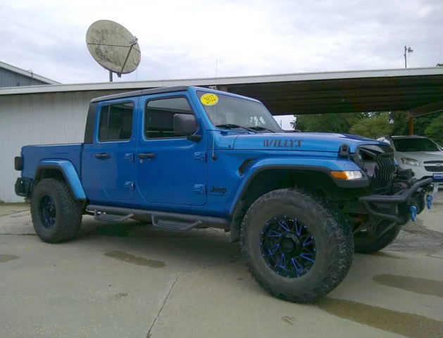 2022 Jeep Gladiator Willys 4WD photo