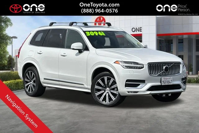 2023 Volvo XC90 Plus AWD photo