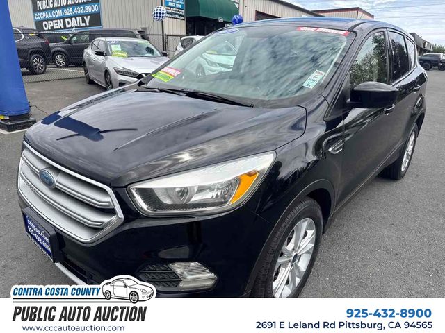 2017 Ford Escape SE 4WD photo