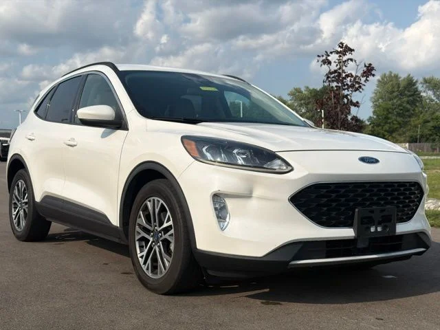 2020 Ford Escape SEL FWD photo