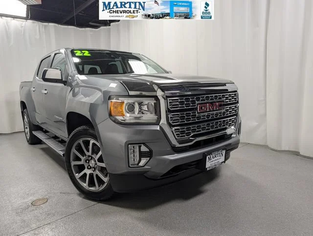 2022 GMC Canyon 4WD Denali 4WD photo