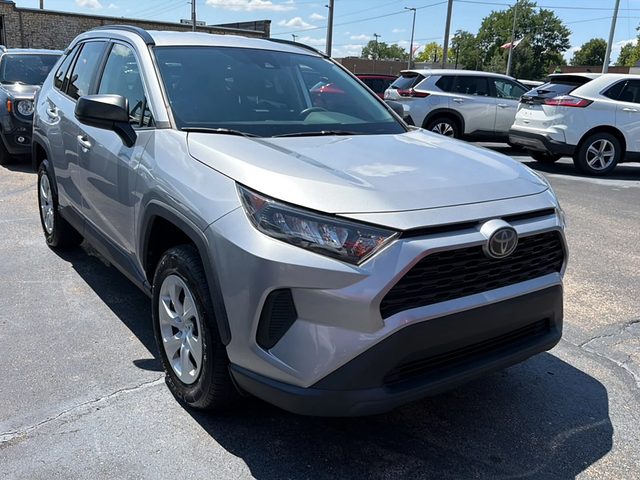 2020 Toyota RAV4 LE AWD photo