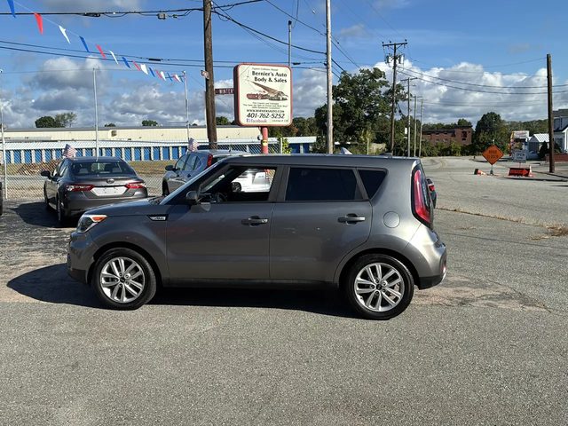 2017 Kia Soul + FWD photo