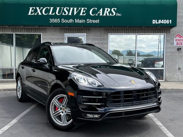 2017 Porsche Macan Turbo AWD photo