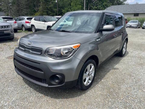 2017 Kia Soul Base FWD photo