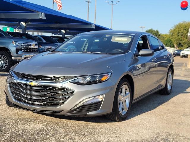 2023 Chevrolet Malibu LT FWD photo