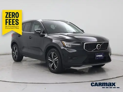 2023 Volvo XC40 Plus Bright Theme AWD photo