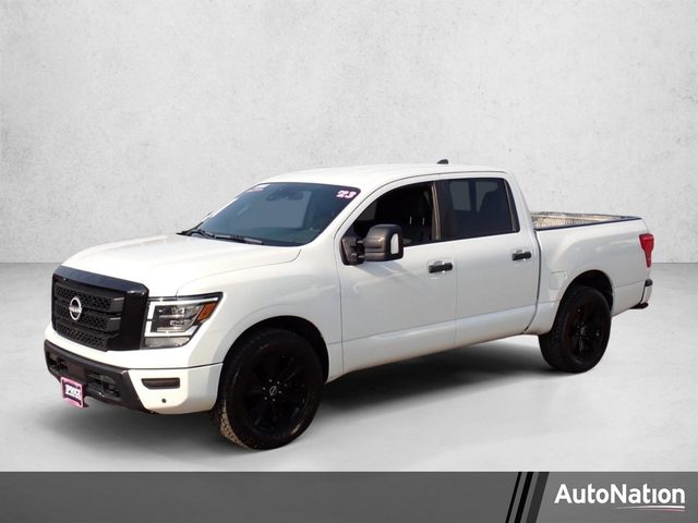 2023 Nissan Titan SV 4WD photo