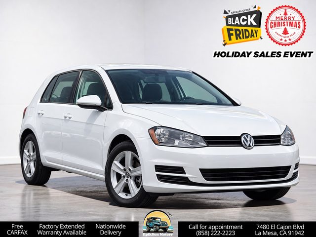 2017 Volkswagen Golf Wolfsburg Edition FWD photo