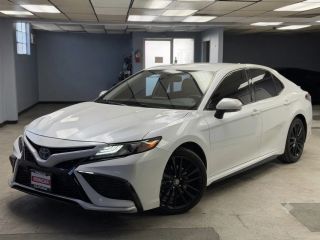 2022 Toyota Camry Hybrid XSE FWD photo