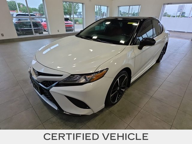 2019 Toyota Camry XSE FWD photo