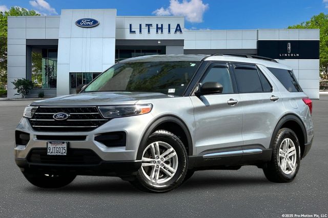 2023 Ford Explorer XLT 4WD photo