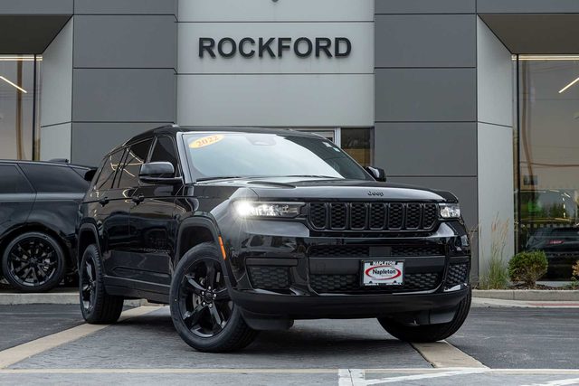 2022 Jeep Grand Cherokee L Altitude 4WD photo