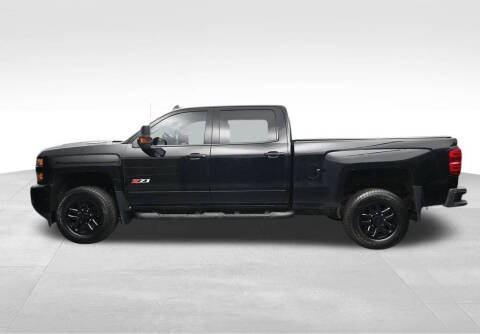 2018 Chevrolet Silverado 2500HD LTZ 4WD photo