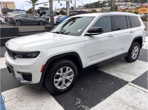 2023 Jeep Grand Cherokee L Limited 4WD photo