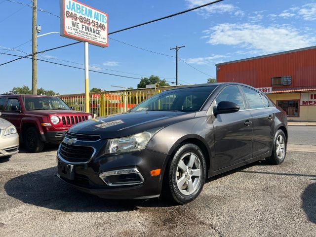 2016 Chevrolet Cruze LT FWD photo