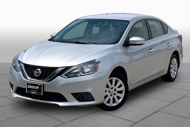 2016 Nissan Sentra SV FWD photo