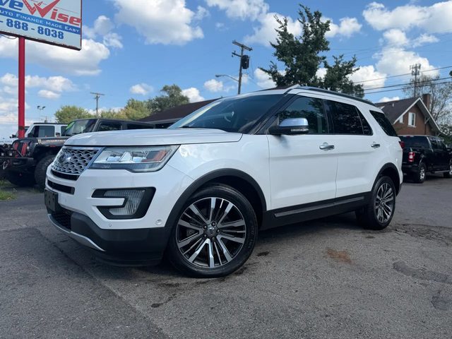 2017 Ford Explorer Platinum 4WD photo