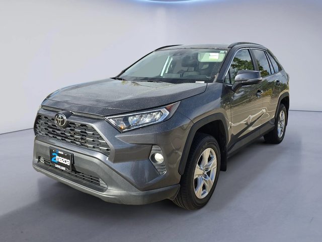 2021 Toyota RAV4 XLE AWD photo