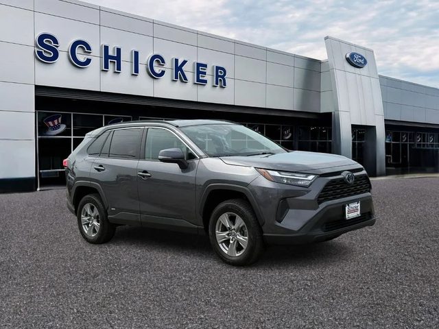 2023 Toyota RAV4 Hybrid LE AWD photo