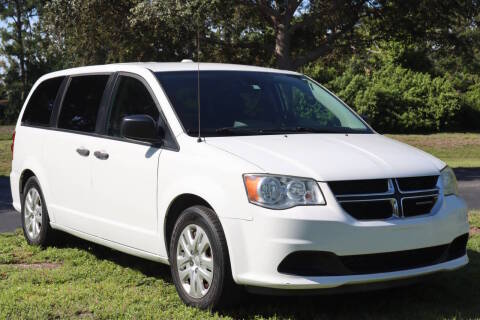 2019 Dodge Grand Caravan SE FWD photo