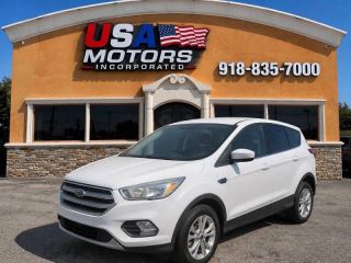 2017 Ford Escape SE 4WD photo