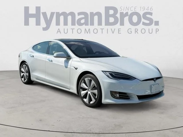 2020 Tesla Model S Long Range Plus AWD photo