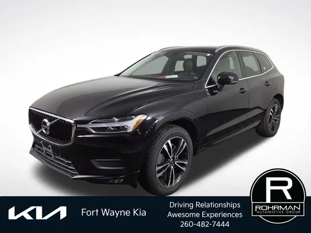 2020 Volvo XC60 Momentum AWD photo