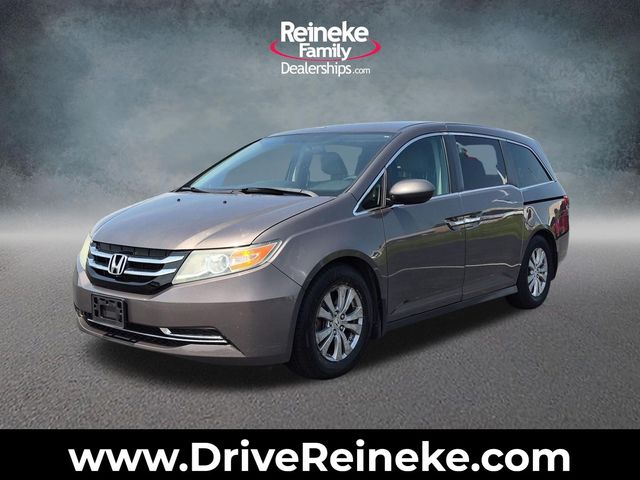 2016 Honda Odyssey SE FWD photo