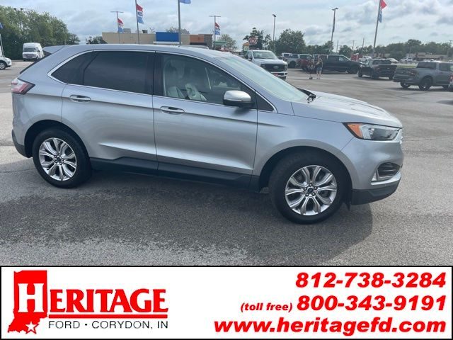 2022 Ford Edge Titanium AWD photo