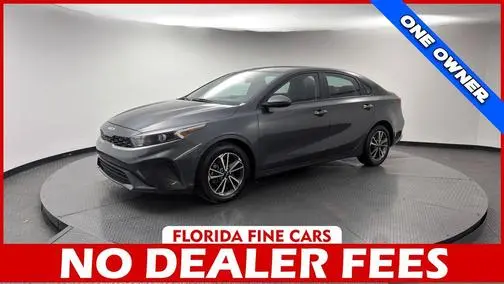 2023 Kia Forte LXS FWD photo
