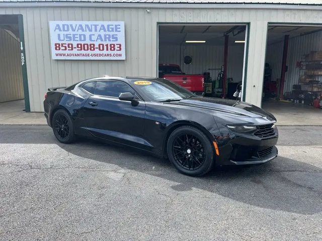 2019 Chevrolet Camaro 1LT RWD photo