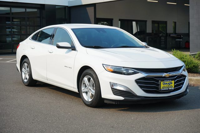 2023 Chevrolet Malibu LS FWD photo