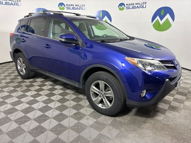 2015 Toyota RAV4 XLE AWD photo